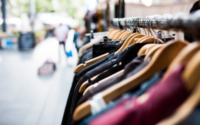 Etiquette sur les vêtements : 6 indications à bien repérer !